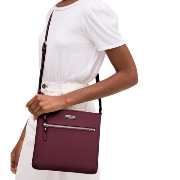 Kate Spade Rima Crossbody with New York CameronStreet Perforated Stacy Wallet - Picture 1 of 10